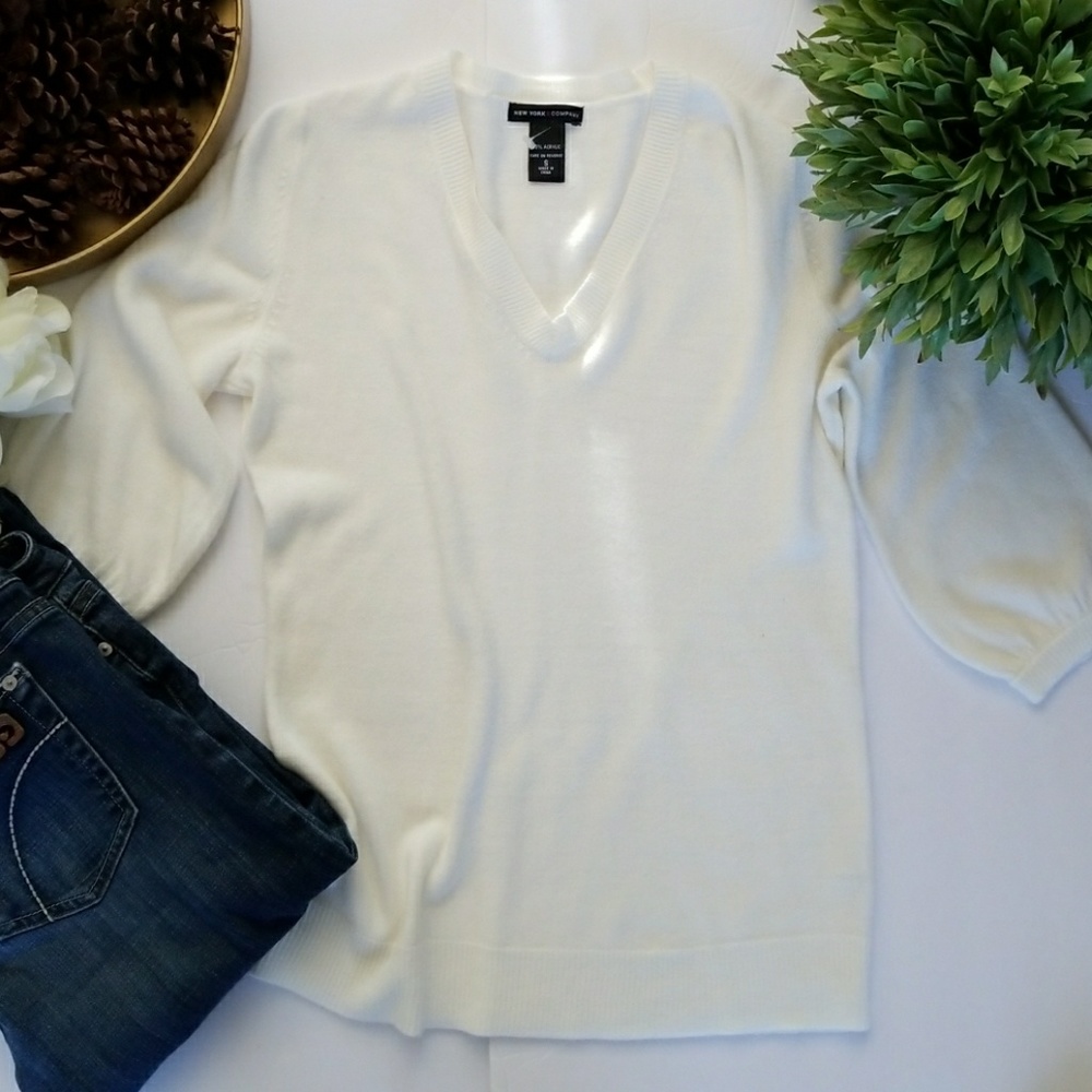 New York & Company sweater